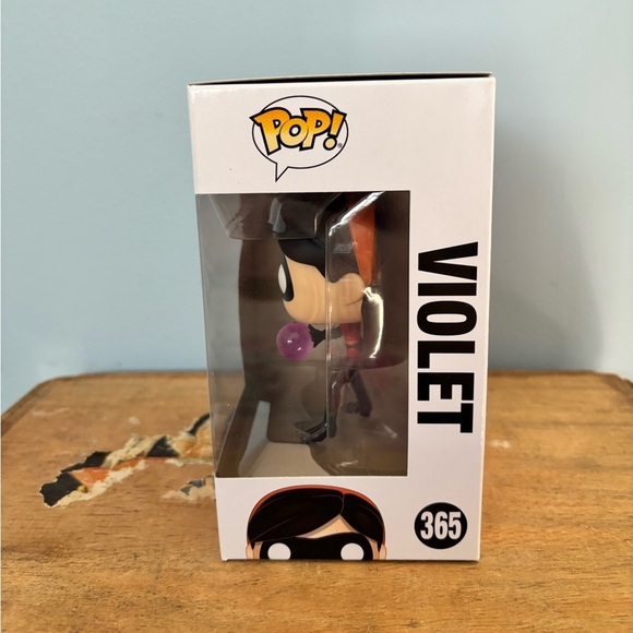 Funko pop Incredibles 2 #365 /Violet - Picture 3 of 7